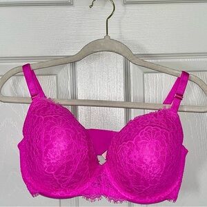 Victoria's Secret Fuchsia Lace Bra